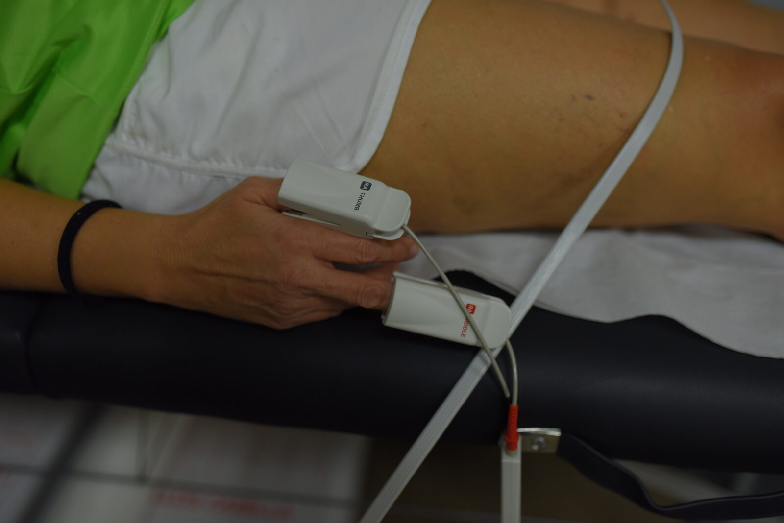 Sensores de bioimpedancia en dedos